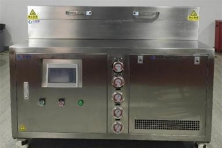 低温冷冻机用什么冷媒好？氨是常见选择！