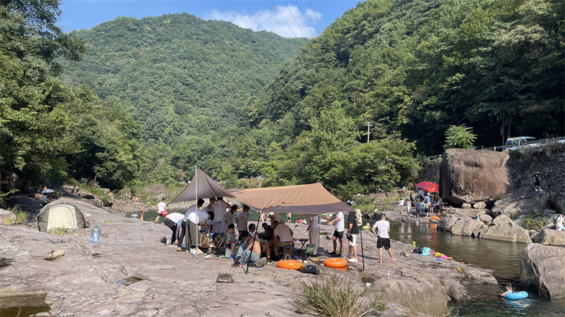 皇冠hg1088公司的夏季团建活动取得圆满成功
